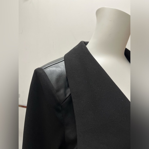 WHBM LIGHT WEIGHT BOLERO JACKET, SIZE 4 - Picture 3 of 4